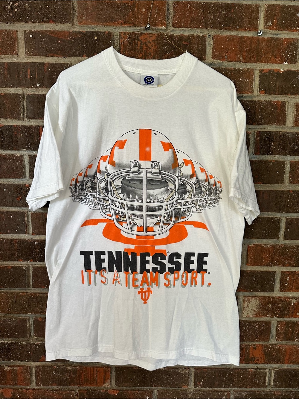 Vintage 1990s Tennessee Volunteers Football Graphic Tee
